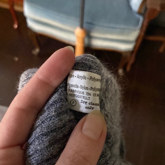 wool sweater - Picture 8 of 8